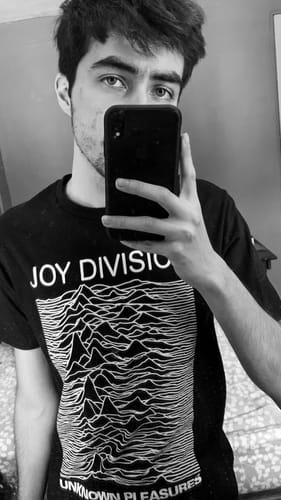 Customer photo review of Playera Joy Division Unknown Pleasures