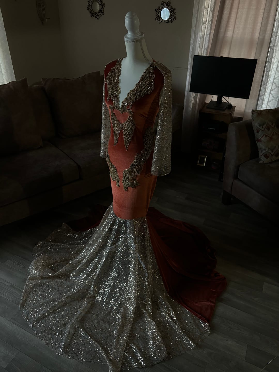 Customer photo review of Gold Wave Glitter Lace