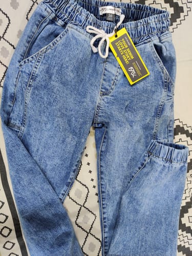 Customer photo review of Light Blue Jog Jeans