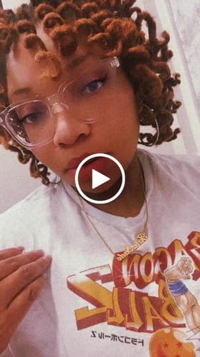 Customer video review of Personalized Name Necklace