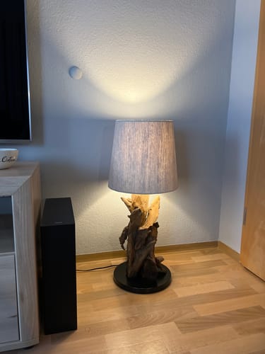 Customer photo review of Wurzelholz Tischlampe IKAL Höhe 82 cm inkl. Lampenschirm
