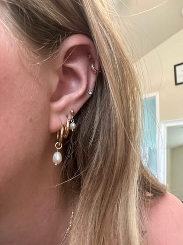Customer photo review of Juliet Earring Set