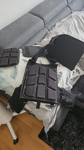 Customer photo review of SHIELD Germany BRAVO Polster PU / Paar Schwarz