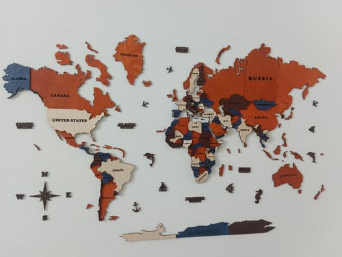 Customer photo review of 3D Wooden World Map brown and Blue