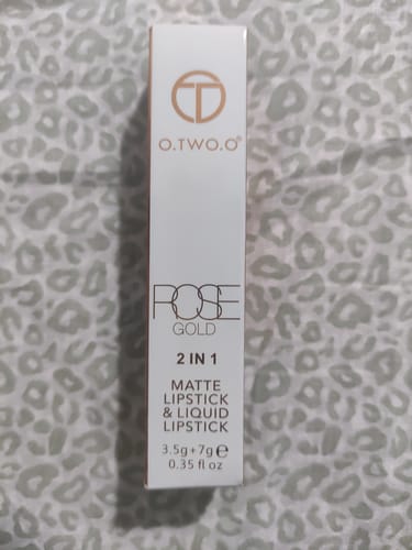 Customer photo review of O.TWO.O ROSE GOLD 2 IN 1 LIPSTICK AND LIPGLOSS