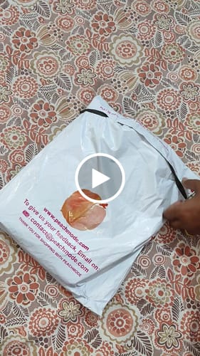 Customer video review of Turquoise Blue Leheriya Printed Dola Silk Saree With Zari Border