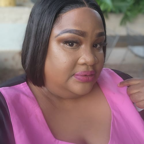 Vuyolwethu K. review of 16" 5x5 Vietnamese SDD Bone Straight Natural Color Wig image 1 out of 1