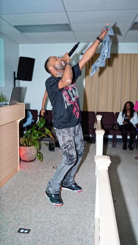 Customer photo review of Cargo Shine Super Stacked Denim (Black Wash)