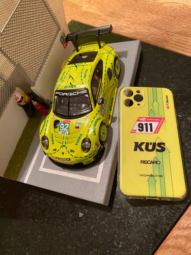 Kundenbewertung mit Foto zu Grello Porsche GT Livery - Individuelle Handyhülle für iPhone