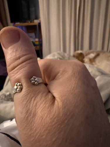 Customer photo review of Paw Hug Ring