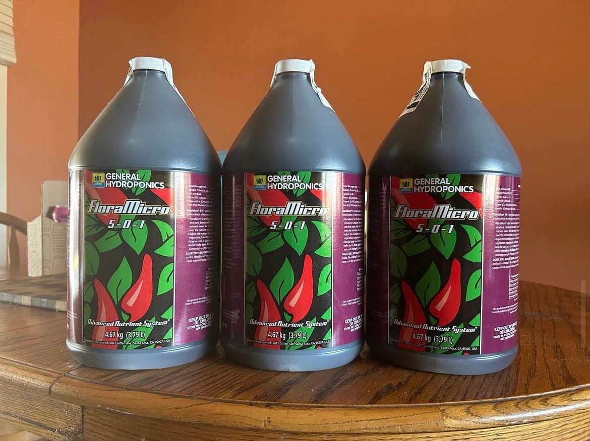 Customer photo review of General Hydroponics GH FloraMicro (5-0-1)