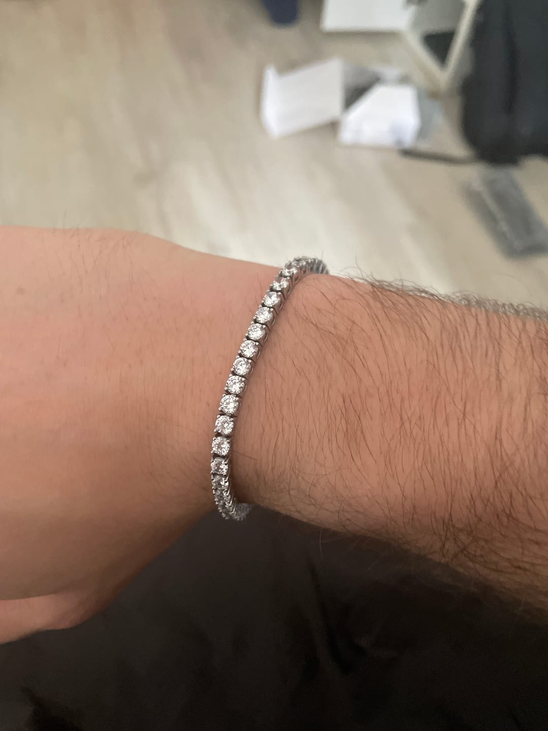 Customer photo review of TENNISBOY BRACELET. - 4MM WHITE GOLD