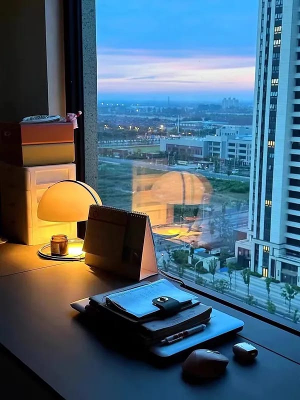 Customer photo review of Curva Candle Warmer Lamp