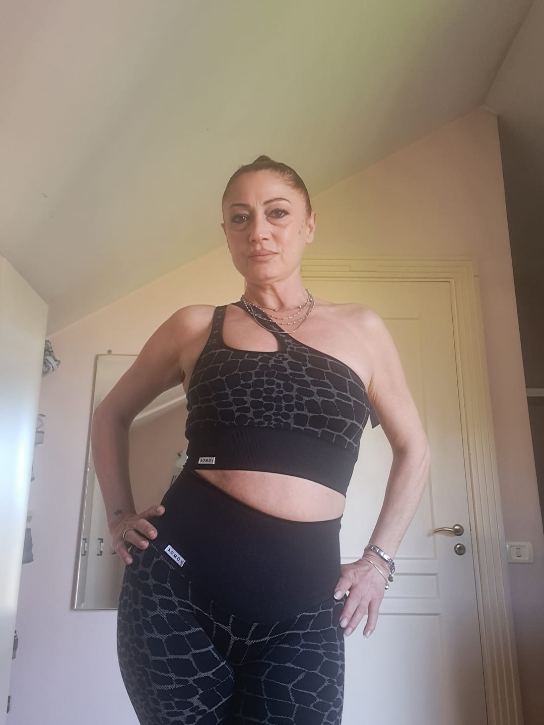 Customer photo review of Leggings All-Up Cocco Nero