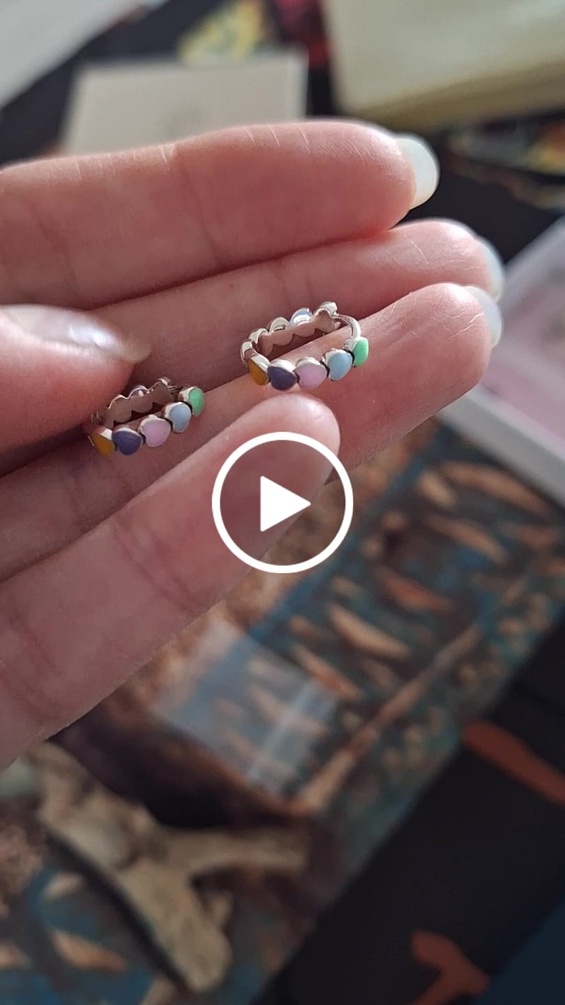 Customer video review of Pendientes Colorful Love