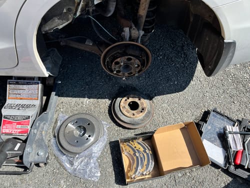 Customer photo review of Front Disc Brake Rotors And Ceramic Pads Kit For Honda Accord Civic Element Fit Acura ILX CR-Z K8T-100315