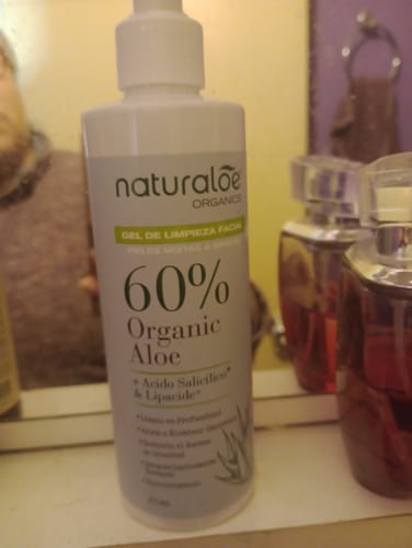 Customer photo review of Gel de Limpieza Facial Piel Mixta a Grasa 250ml