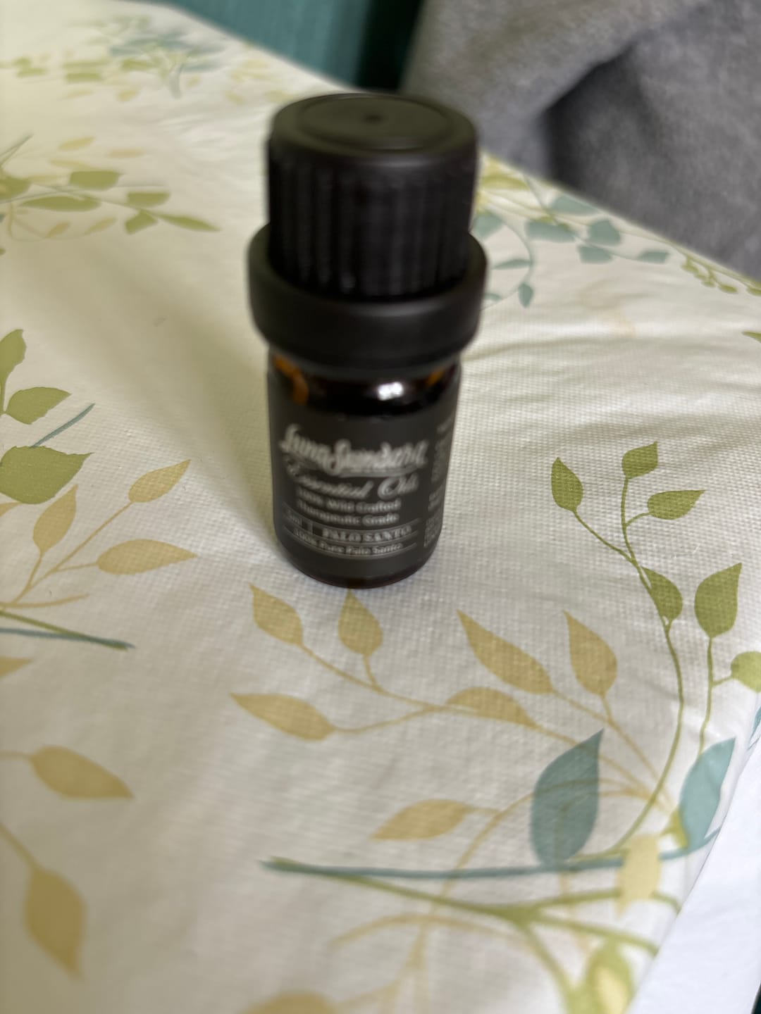 Customer photo review of Peruvian Palo Santo Essential Oil 100% Pure Wildcrafted