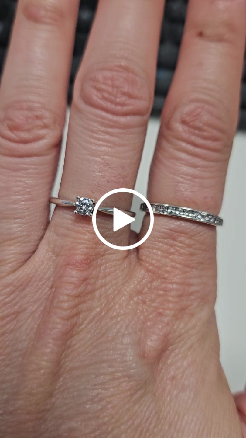 Customer video review of Anillo Zafiros