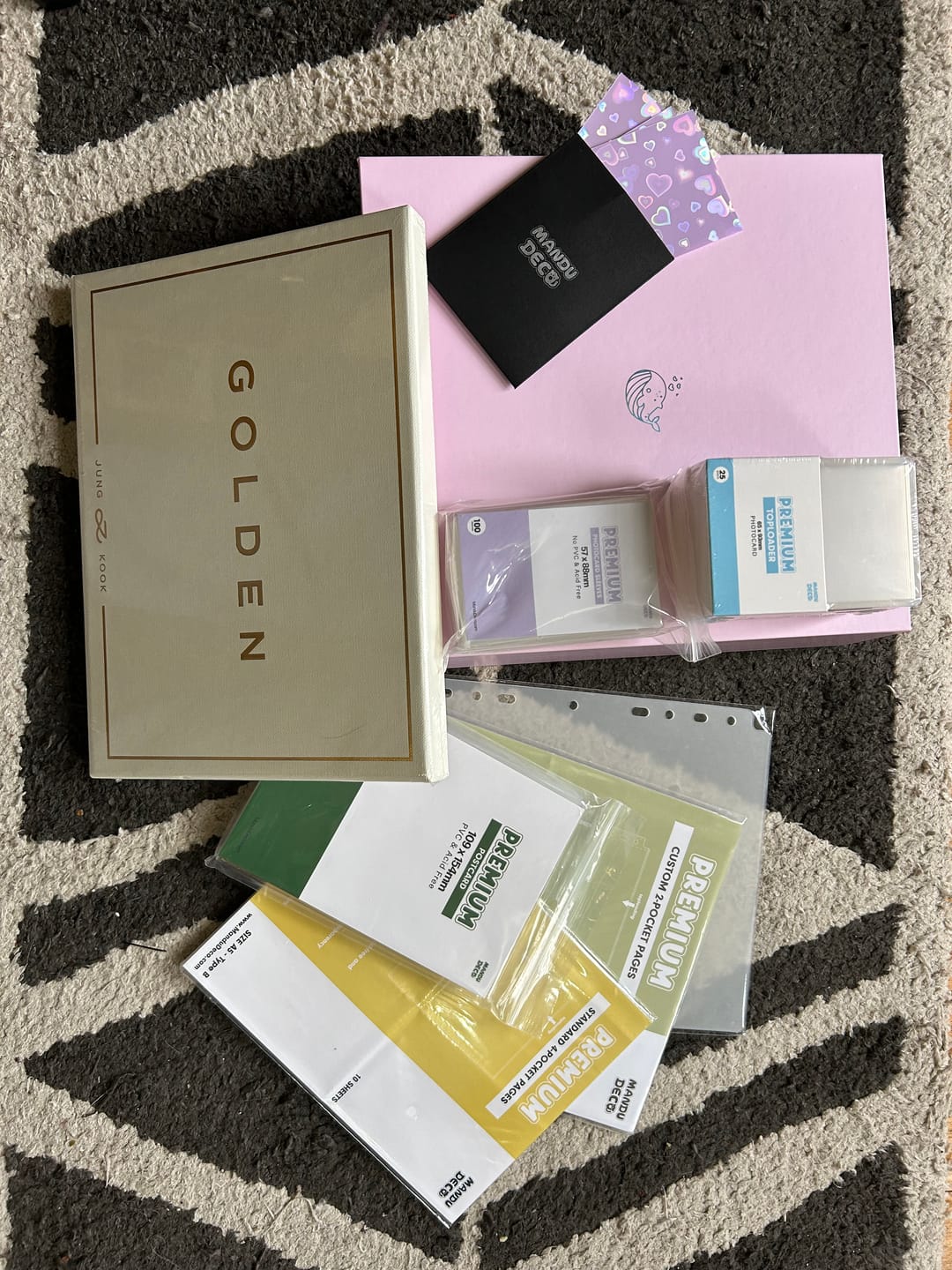 Customer photo review of PREMIUM CLEAR PHOTOCARD TOPLOADER