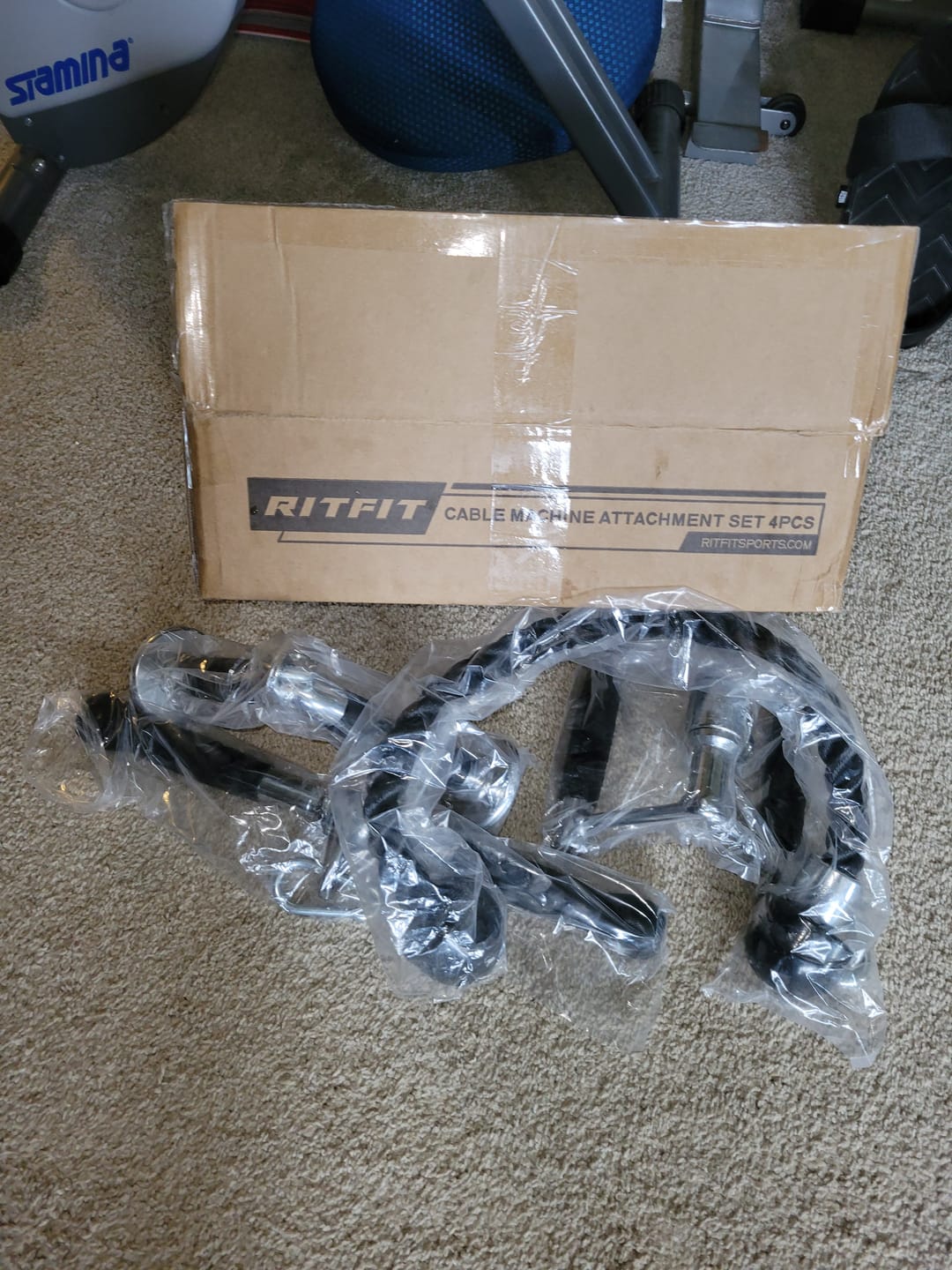 Customer photo review of RitFit LAT Pulldown Attachments Cable Machine Attachments Bundles