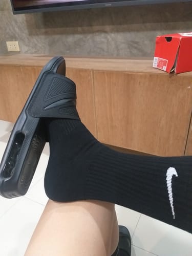 Customer photo review of Nike Men's Air Max Cirro Slides
