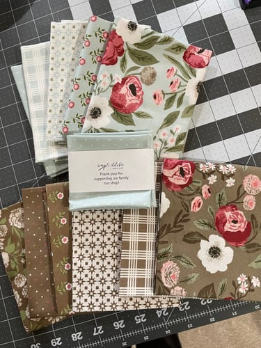 Customer photo review of Lovestruck Mist Fat Quarter (6) Simple Bundle
