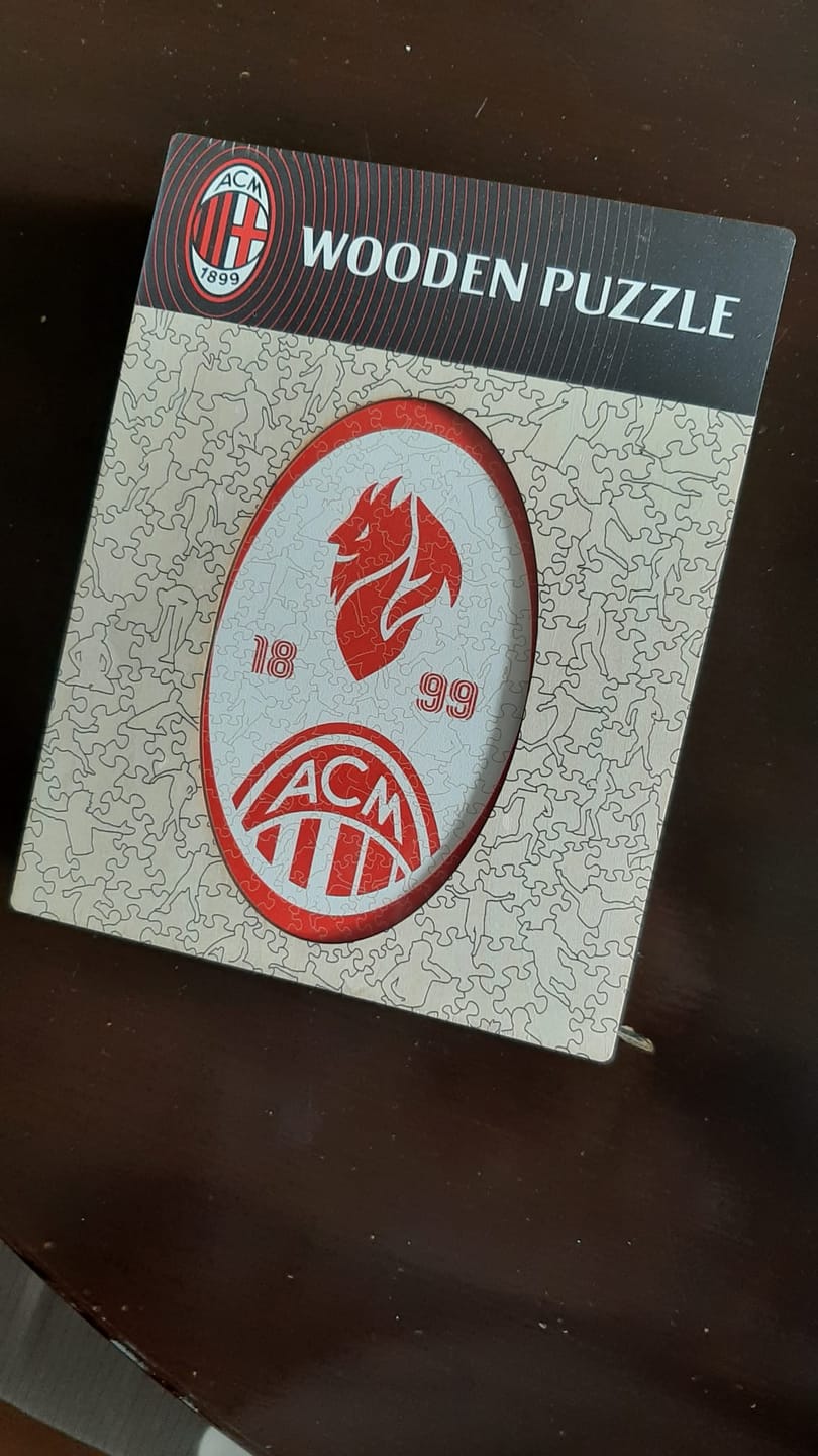Customer photo review of AC Milan® Retro Logo - Wooden Puzzle