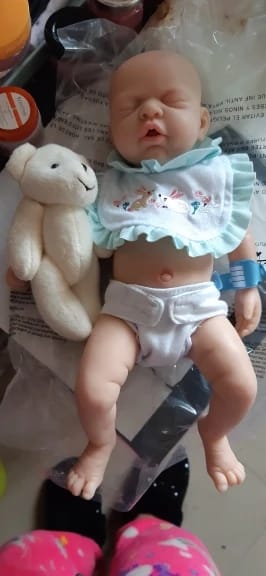 Customer photo review of Prematura reborn femmina addormentata bocca aperta 32cm / 1.1kg 100% silicone morbido - NOVA