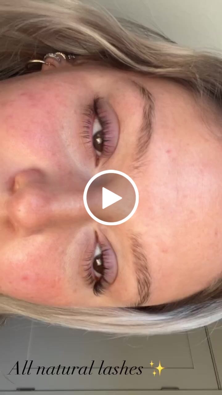 Customer video review of BOO- Basic Lash Kit