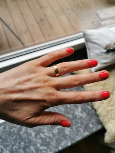 Customer photo review of G544 Babe Red Crème Gel Polish