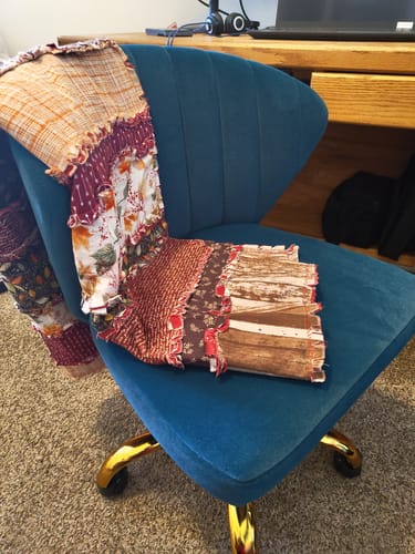 Customer photo review of Chandra Velvet Office Chair