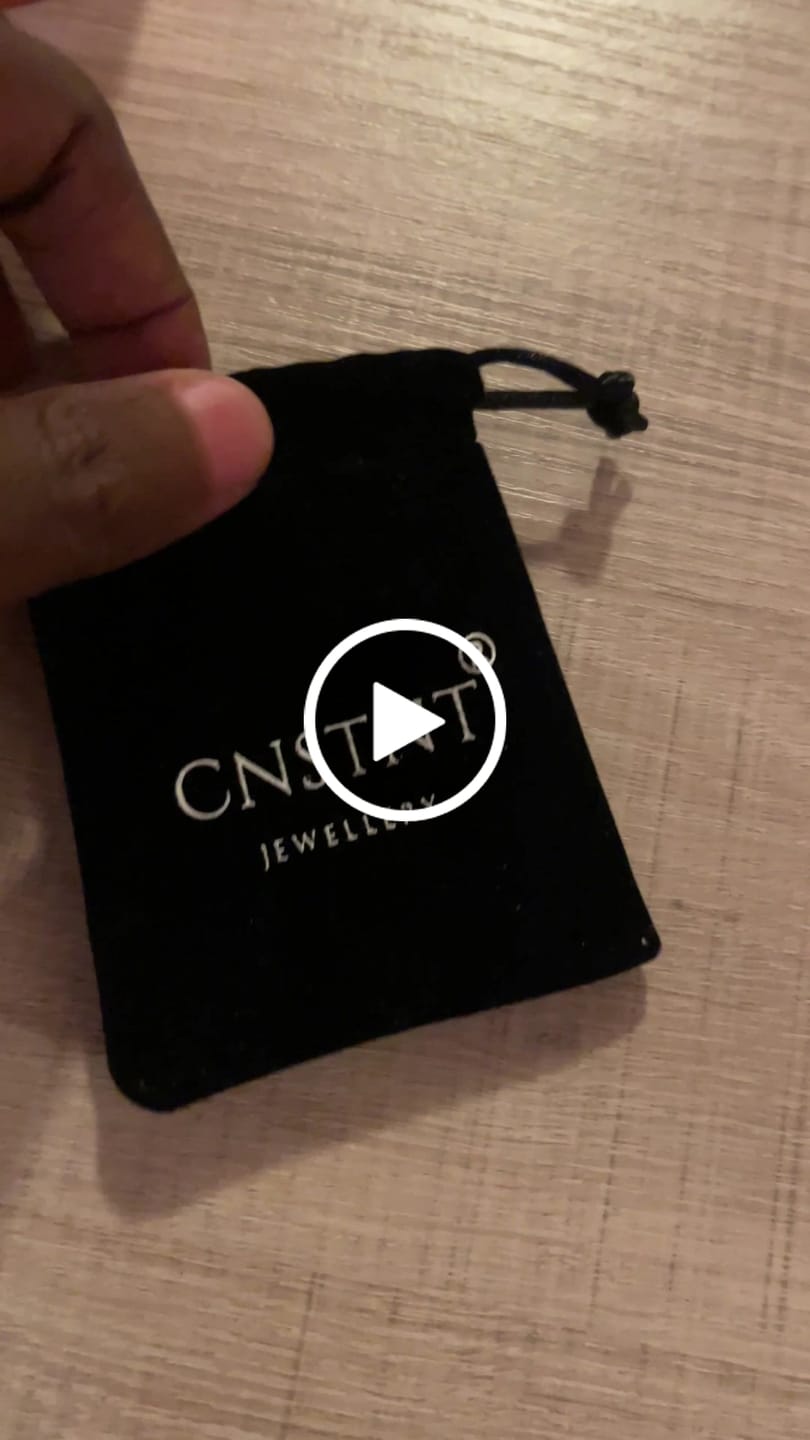 Customer video review of Gold Medusa