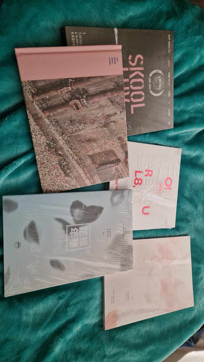 Customer photo review of BTS - 2ND MINI ALBUM SKOOL LUV AFFAIR
