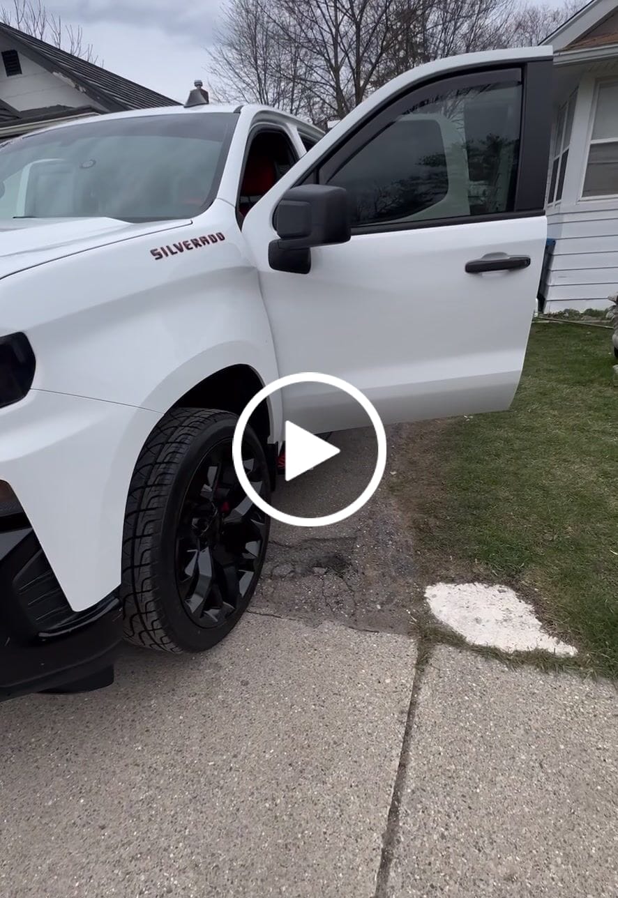 Customer video review of 2019+ Chevrolet Silverado Premium Custom Leather Seat Covers