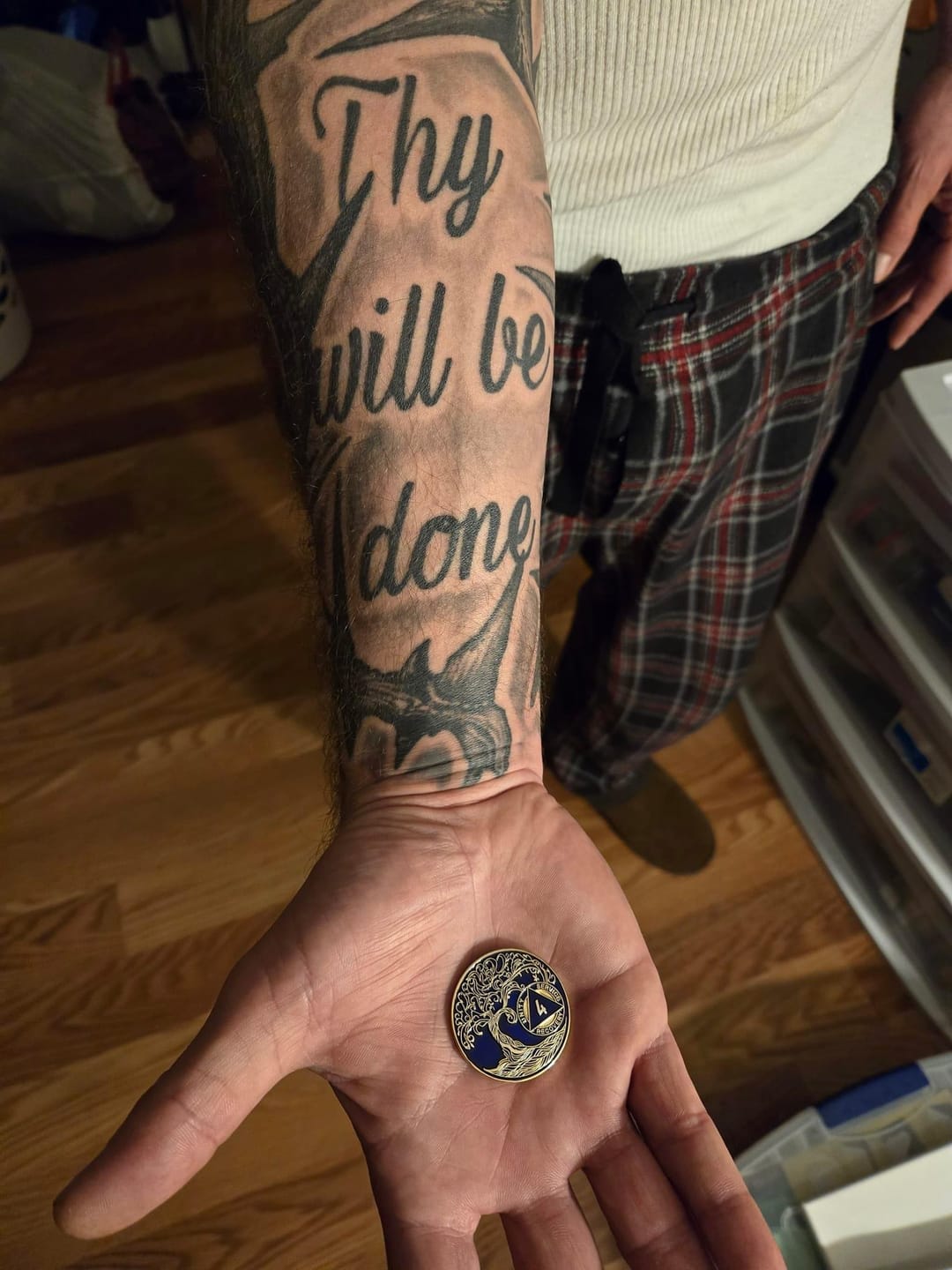 Customer photo review of 1 to 50 Year Sobriety Mint Twisted Tree of Life Gold Plated AA Recovery Medallion/Chip/Coin - Blue