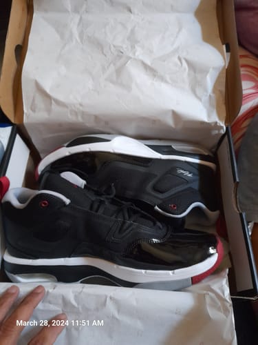 Customer photo review of Jordan Men's Stay Loyal 3 Basketball Shoes