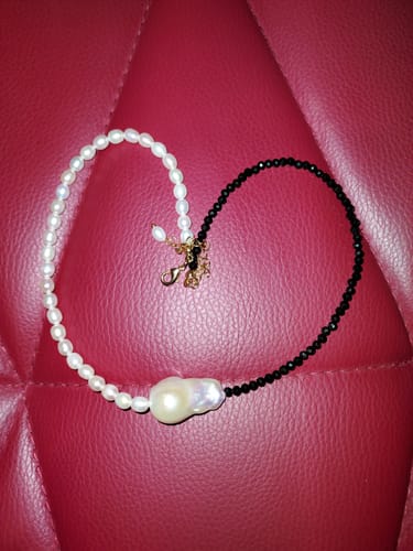 Customer photo review of Black Gems Large Baroque Pearl Necklace