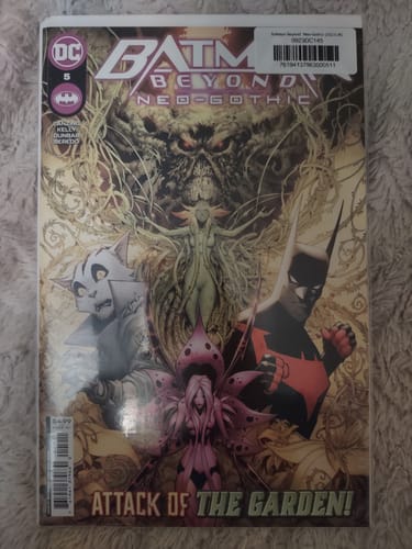 Customer photo review of Batman Beyond: Neo-Gothic (2023) #5