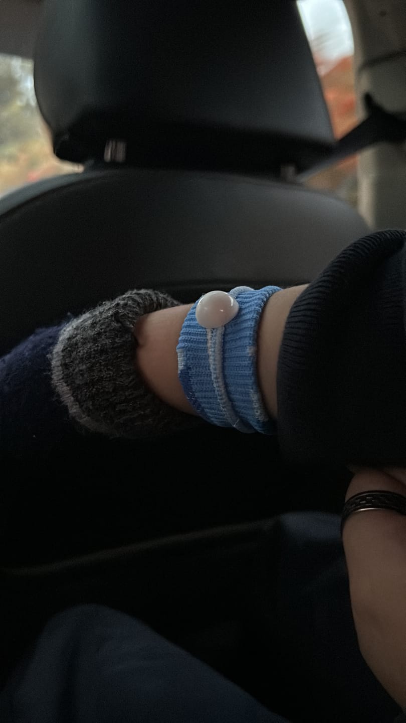 Customer photo review of Pulseras Anti-mareos Niños