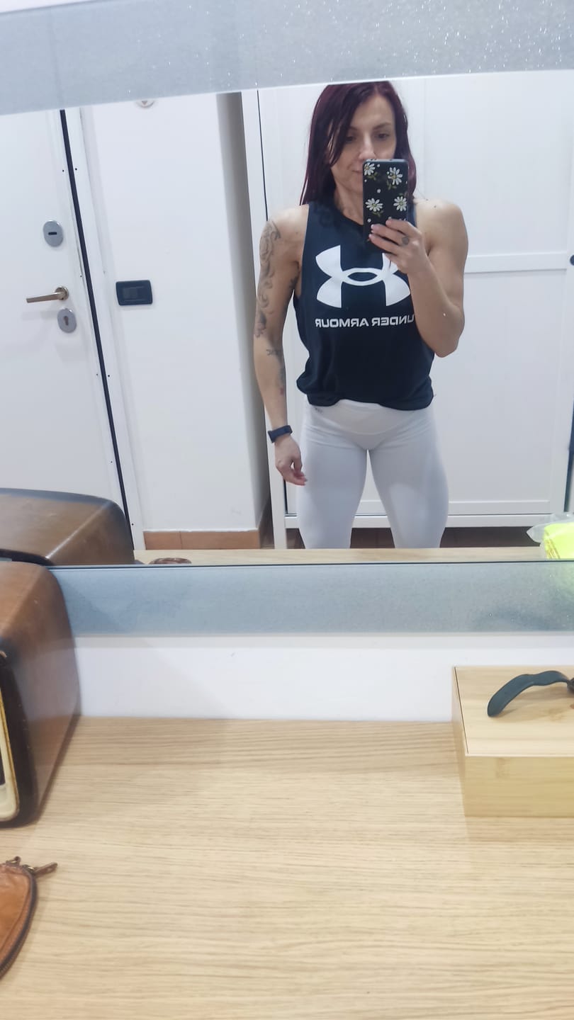 Customer photo review of Leggings All-Up Bianco