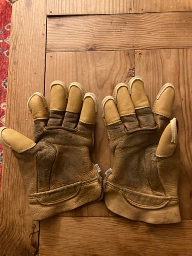 Customer photo review of Glove Repair