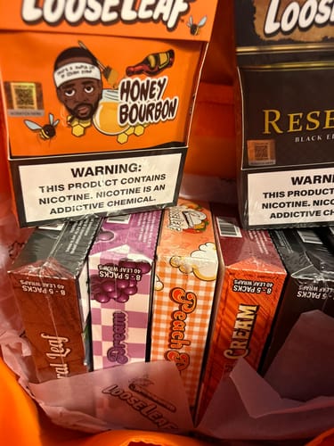 Customer photo review of LooseLeaf Puffer Tote Bag