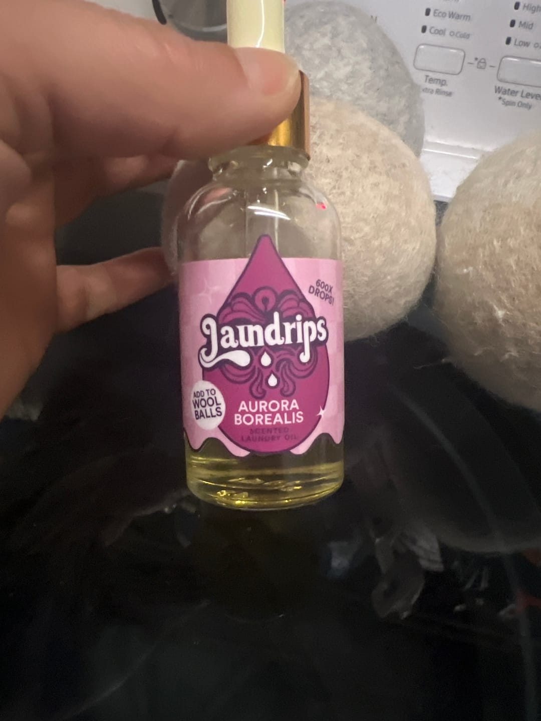 Customer photo review of Laundrips Laundry Aroma - Aurora Borealis - TEST KITCHEN