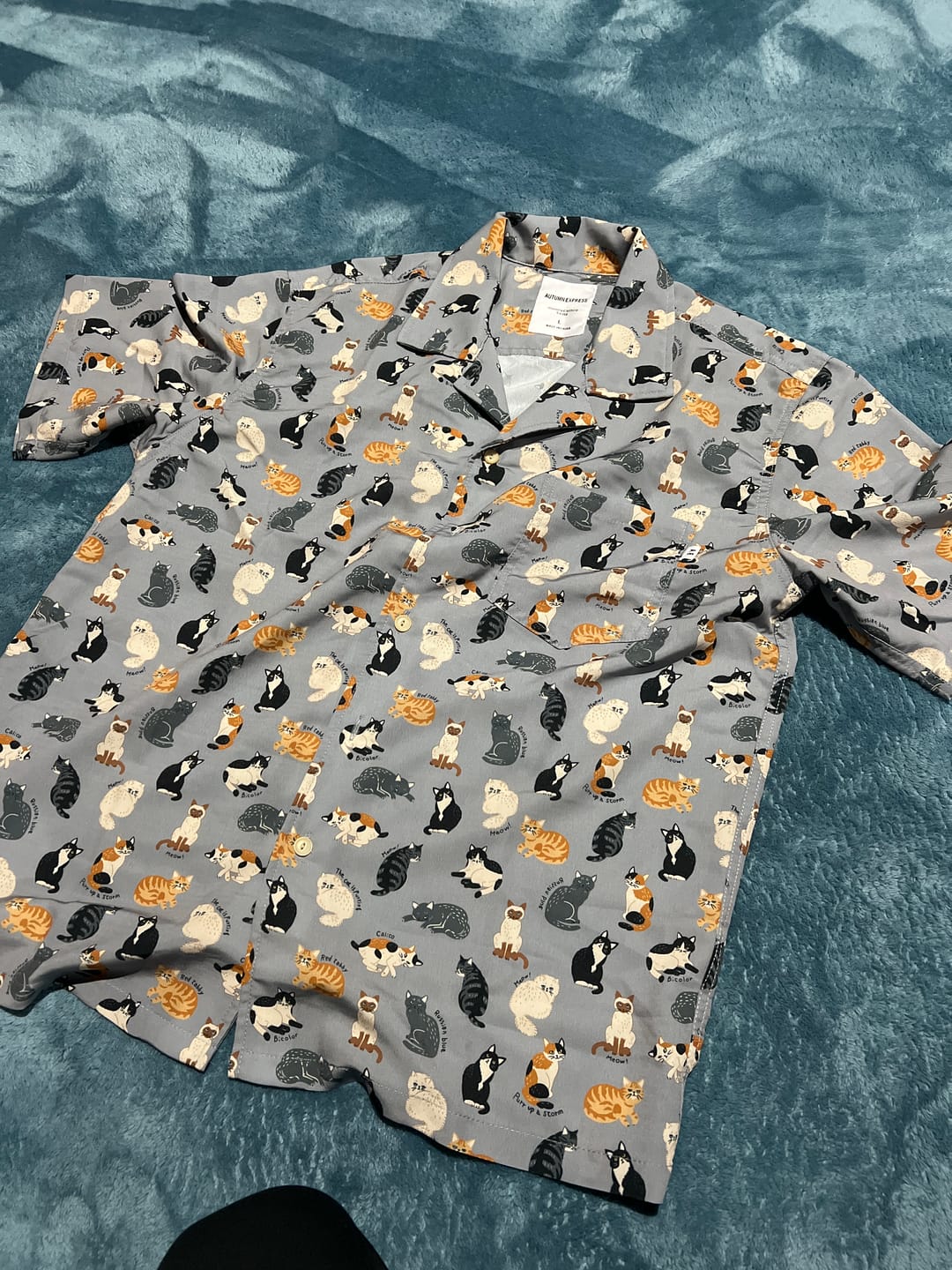 Customer photo review of 「ネコ図鑑」総柄プリントアロハシャツ