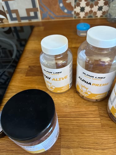 Customer photo review of Alpha Labz - Stay Alive - Régénérateur de Foie Naturel