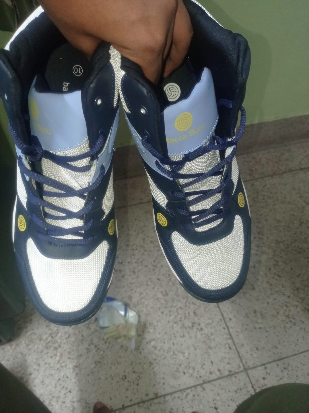 Customer photo review of Bacca Bucci Wager