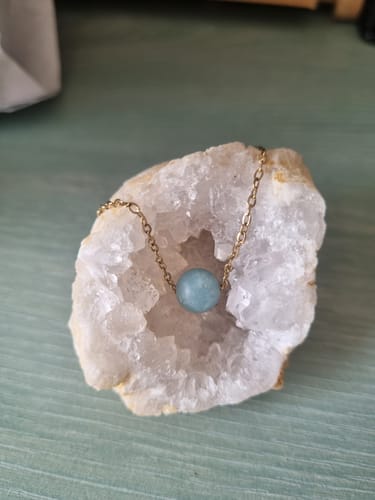 Customer photo review of Collier à perle d'aigue-marine en acier inoxydable