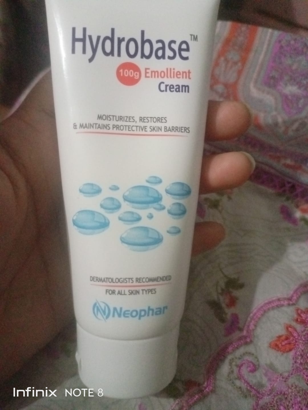 Customer photo review of Hydrobase Emollient Cream