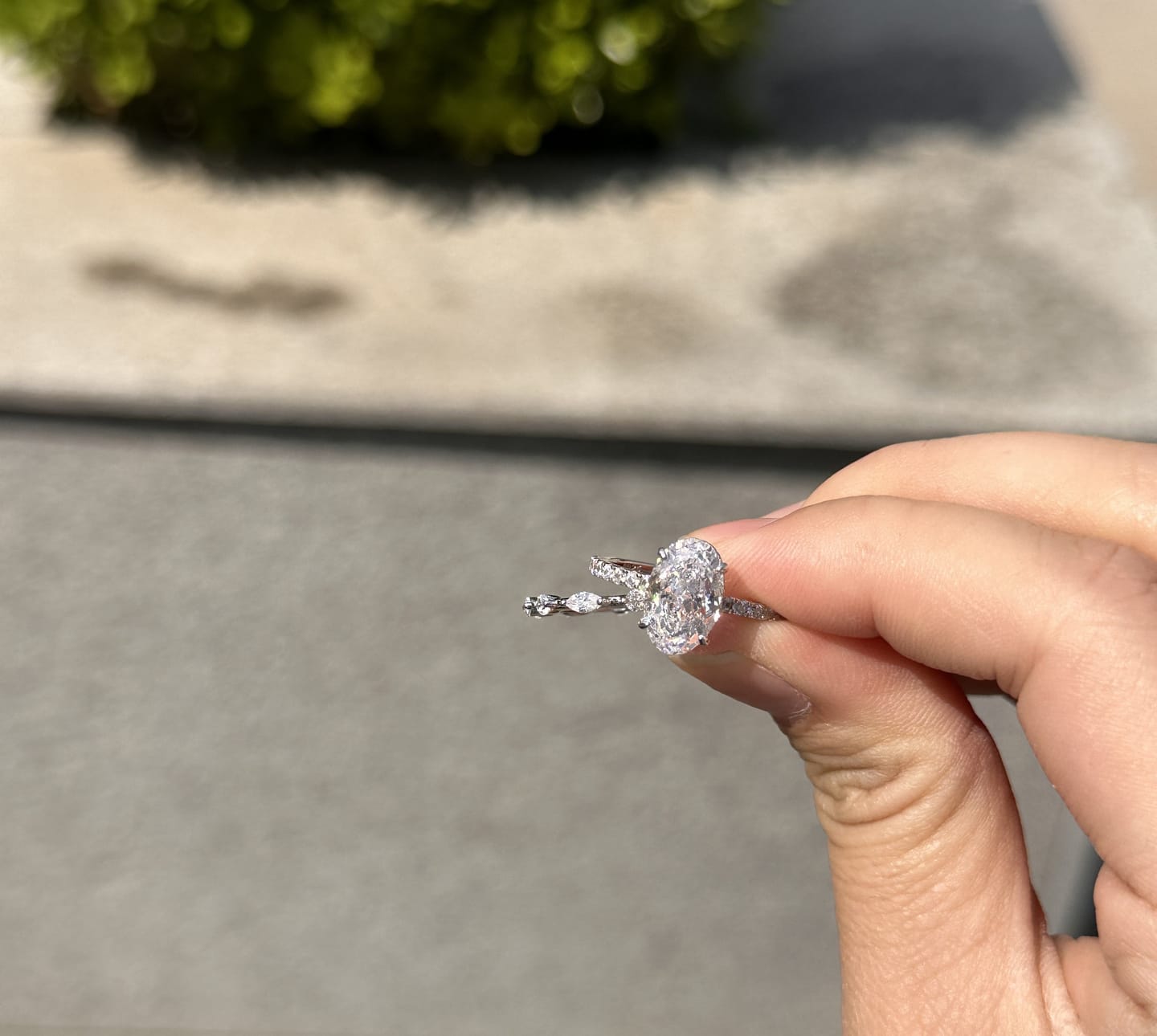 Customer photo review of S925 Attractive 2PC 2.5Ct Oval Cut Bridal Wedding Ring Set Stackable Ring Set For Daily Wear